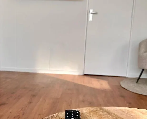 Appartement Amsterdam 50 - Basic, Incl Parking *