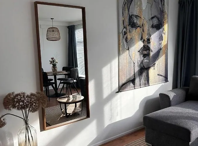 Amsterdam 50 - Basic, Incl Parking Appartement